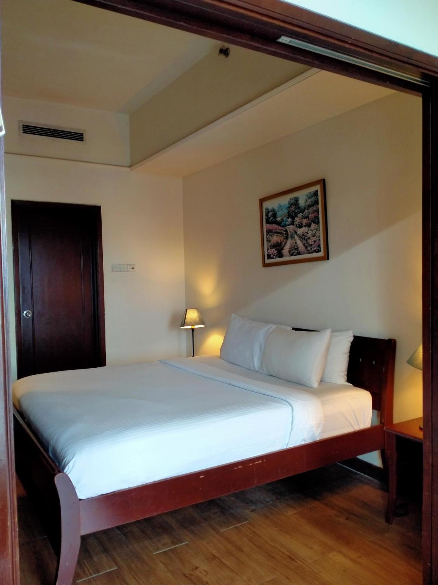 Plaza Service Apartment At Berjaya Times Square * Kuala Lumpur