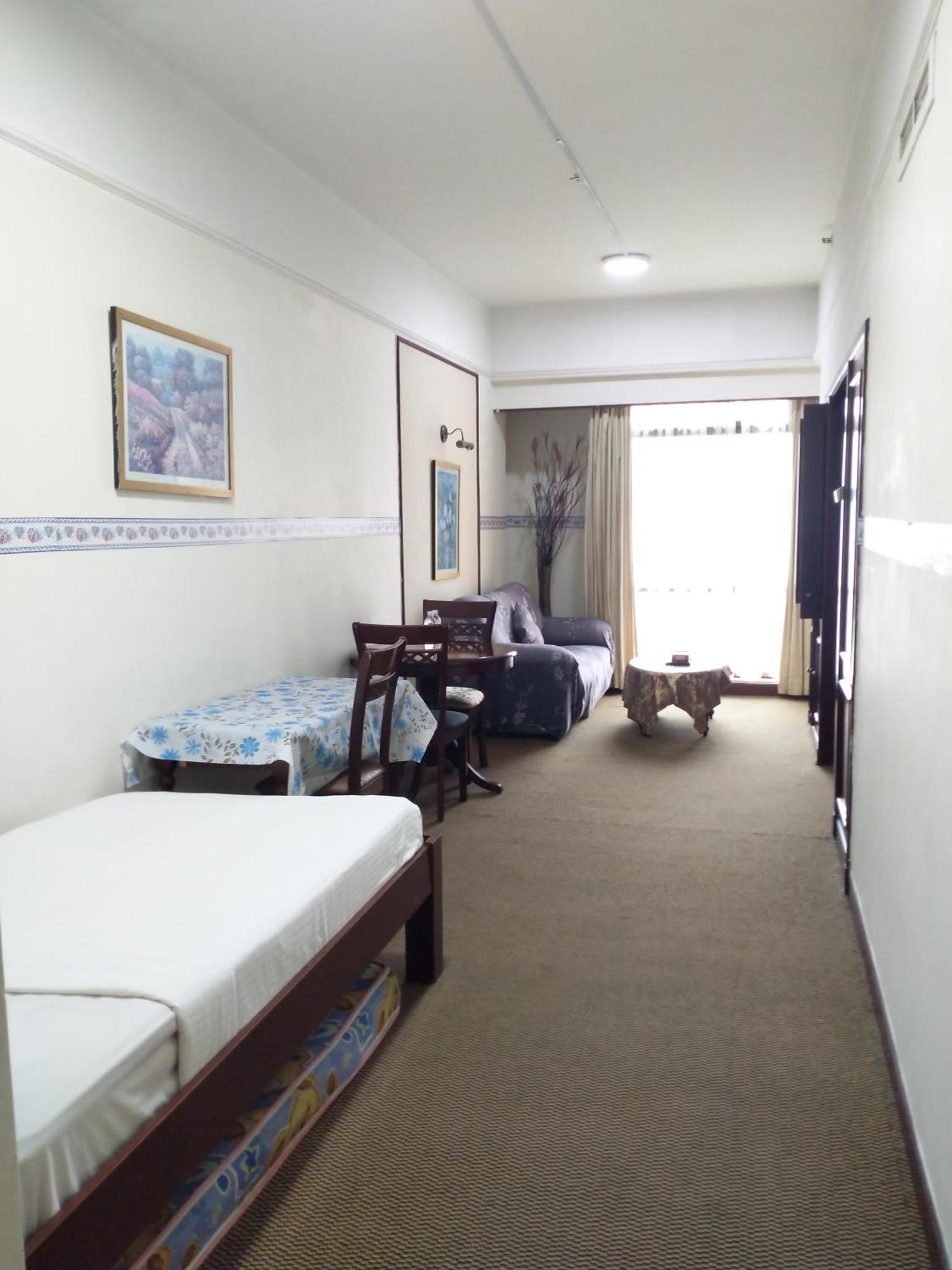 Apartemen Plaza Service At Times Square