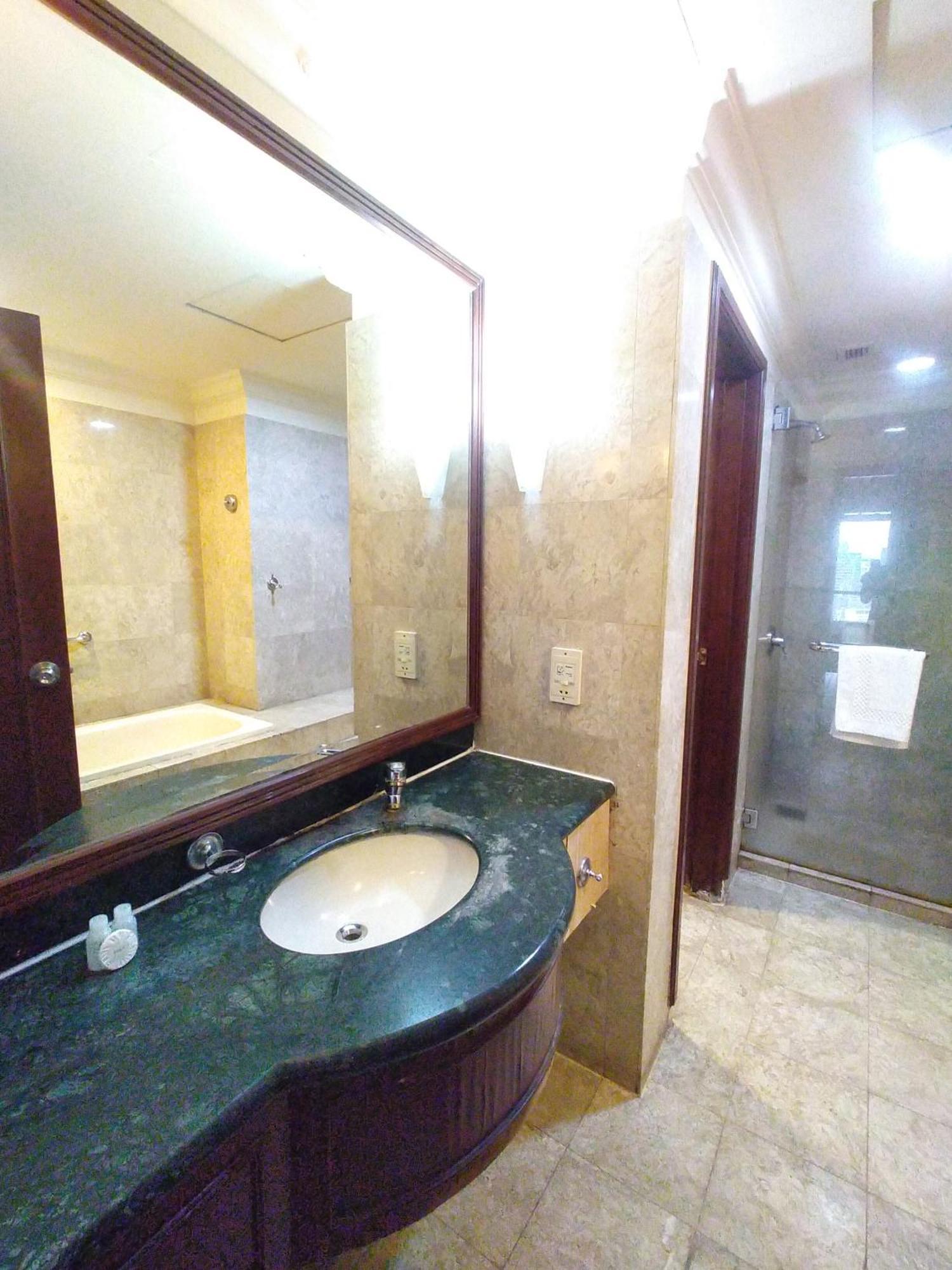 Plaza Service Apartment At Berjaya Times Square *